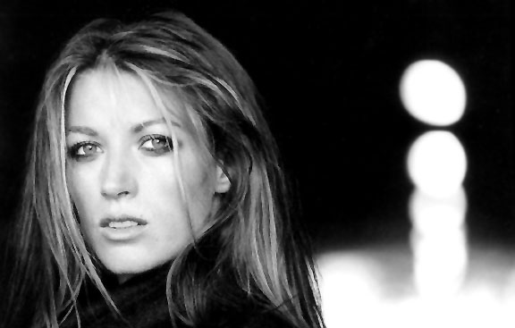 Natalie Zea